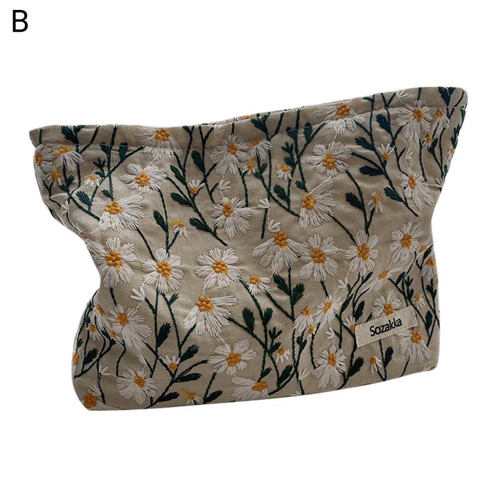 Neceser de maquillaje para niña, impermeable, de gran capacidad, diseño artístico, bordado 3D, estuche de lápices de flores pequeñas, bolsa de almacenamiento de maquillaje de viaje para mujer